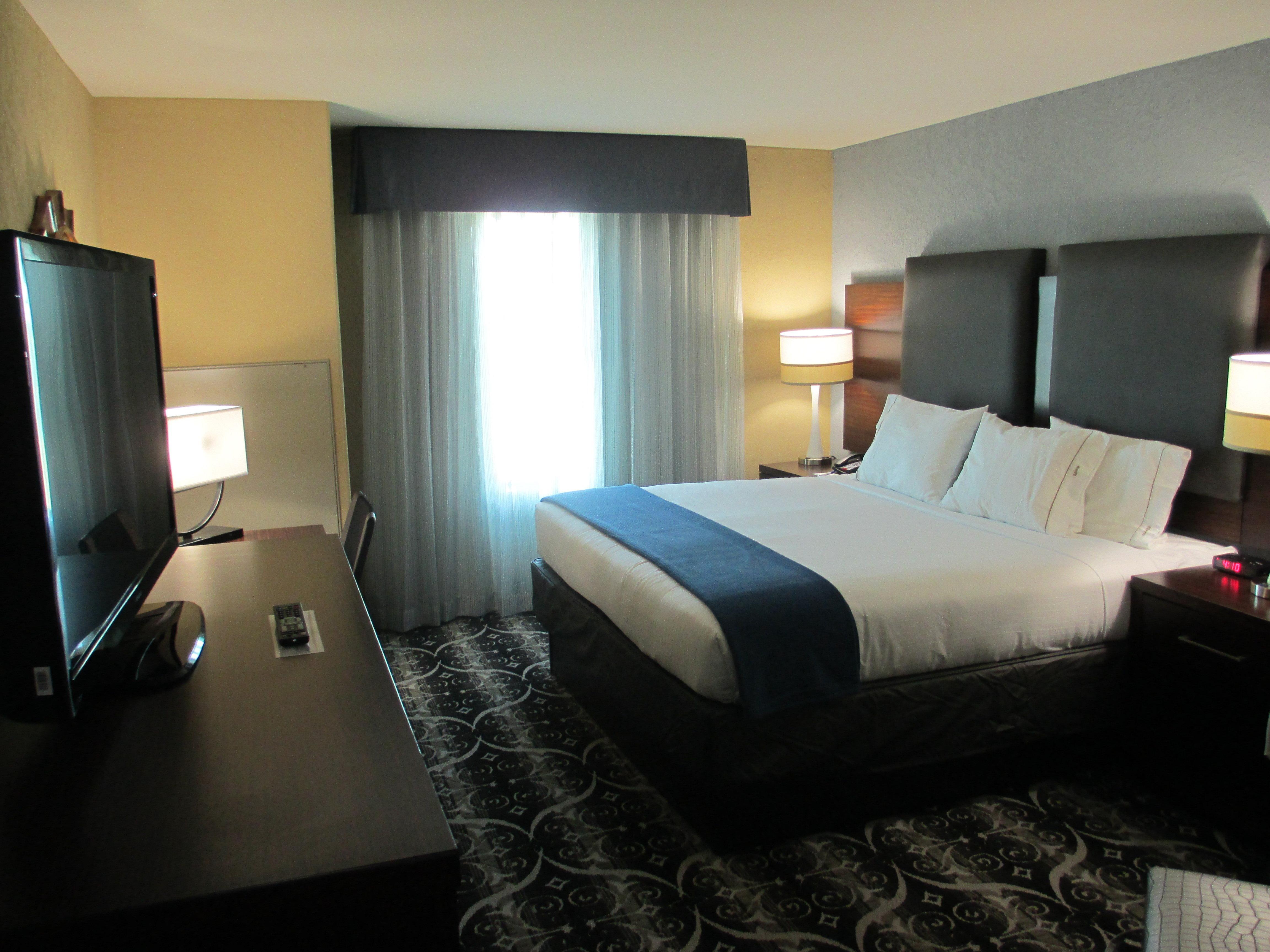 Holiday Inn Express & Suites Kansas City Airport By Ihg Eksteriør bilde