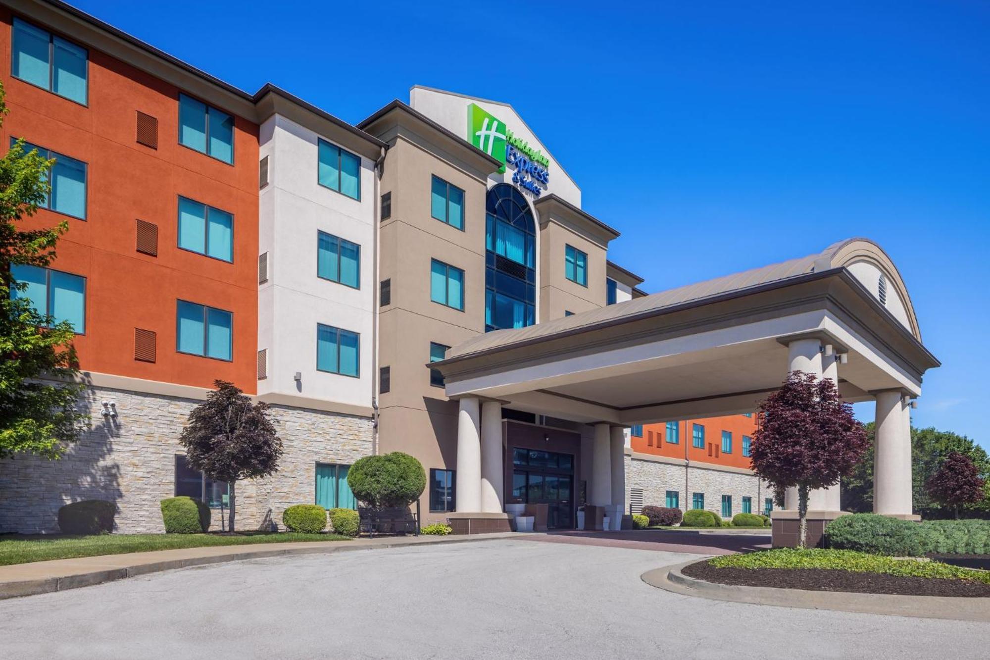 Holiday Inn Express & Suites Kansas City Airport By Ihg Eksteriør bilde